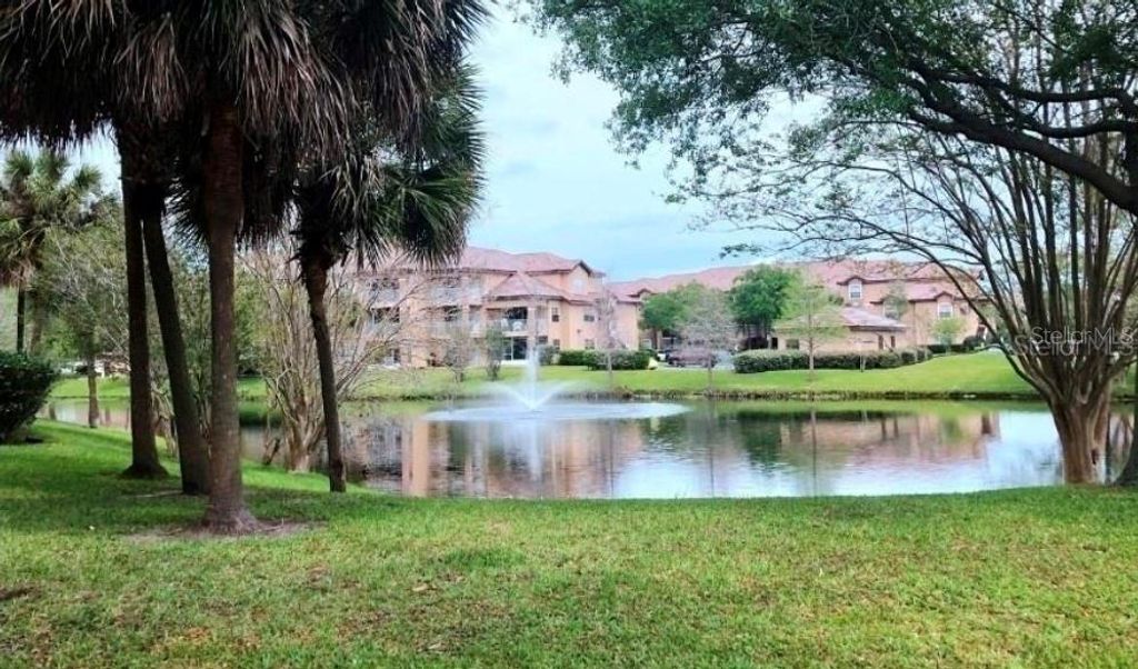 Photo of 13838 Fairway Island Drive #1418, Orlando, FL 32837 (MLS # S5144446)
