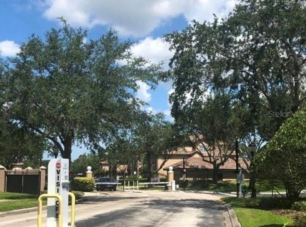 Photo of 13838 Fairway Island Drive #1418, Orlando, FL 32837 (MLS # S5144446)