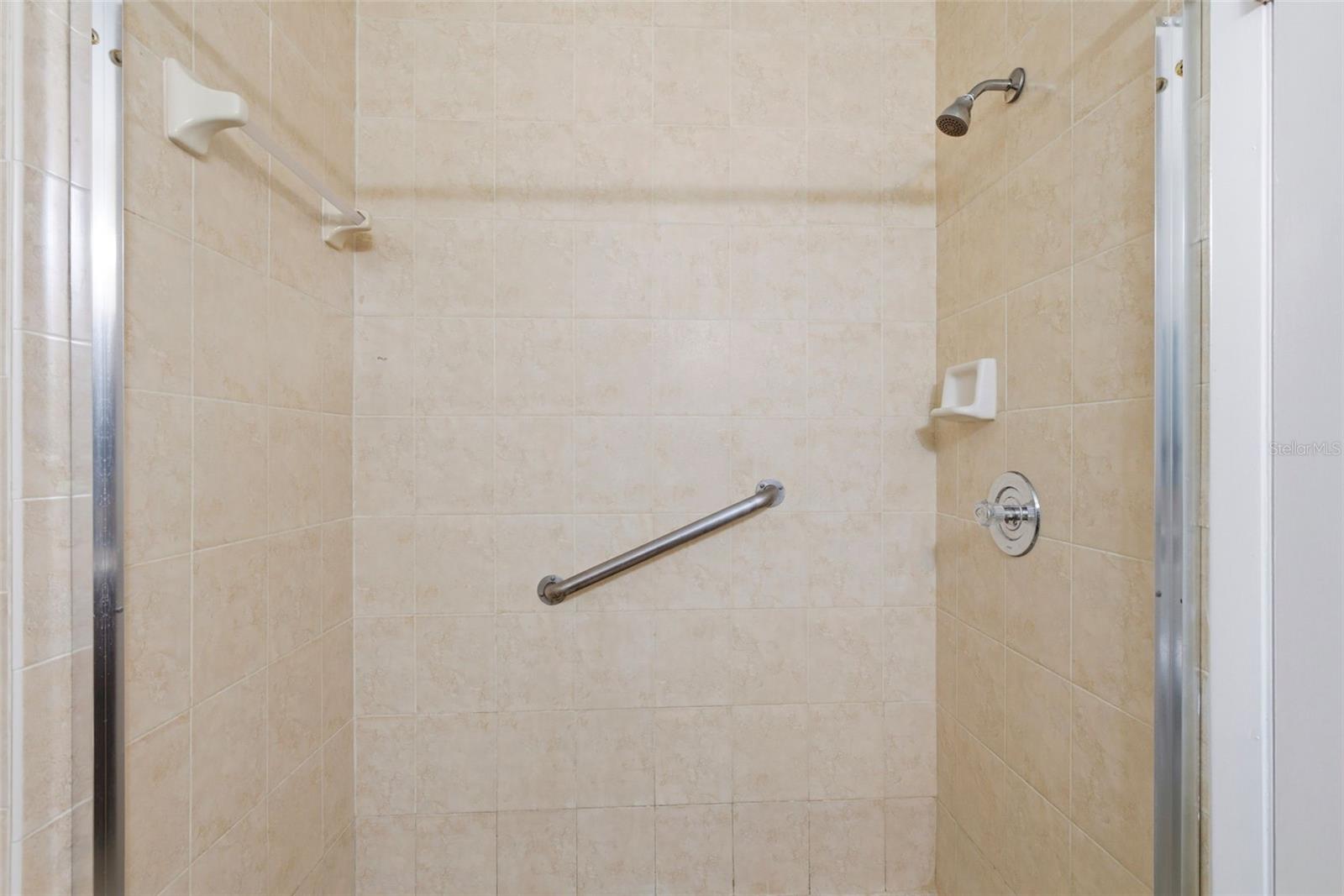 TERRACE PARK OF FIVE TOWNS - Residential