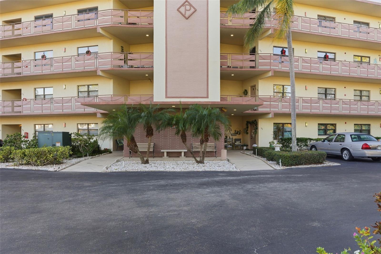 TERRACE PARK OF FIVE TOWNS - Residential