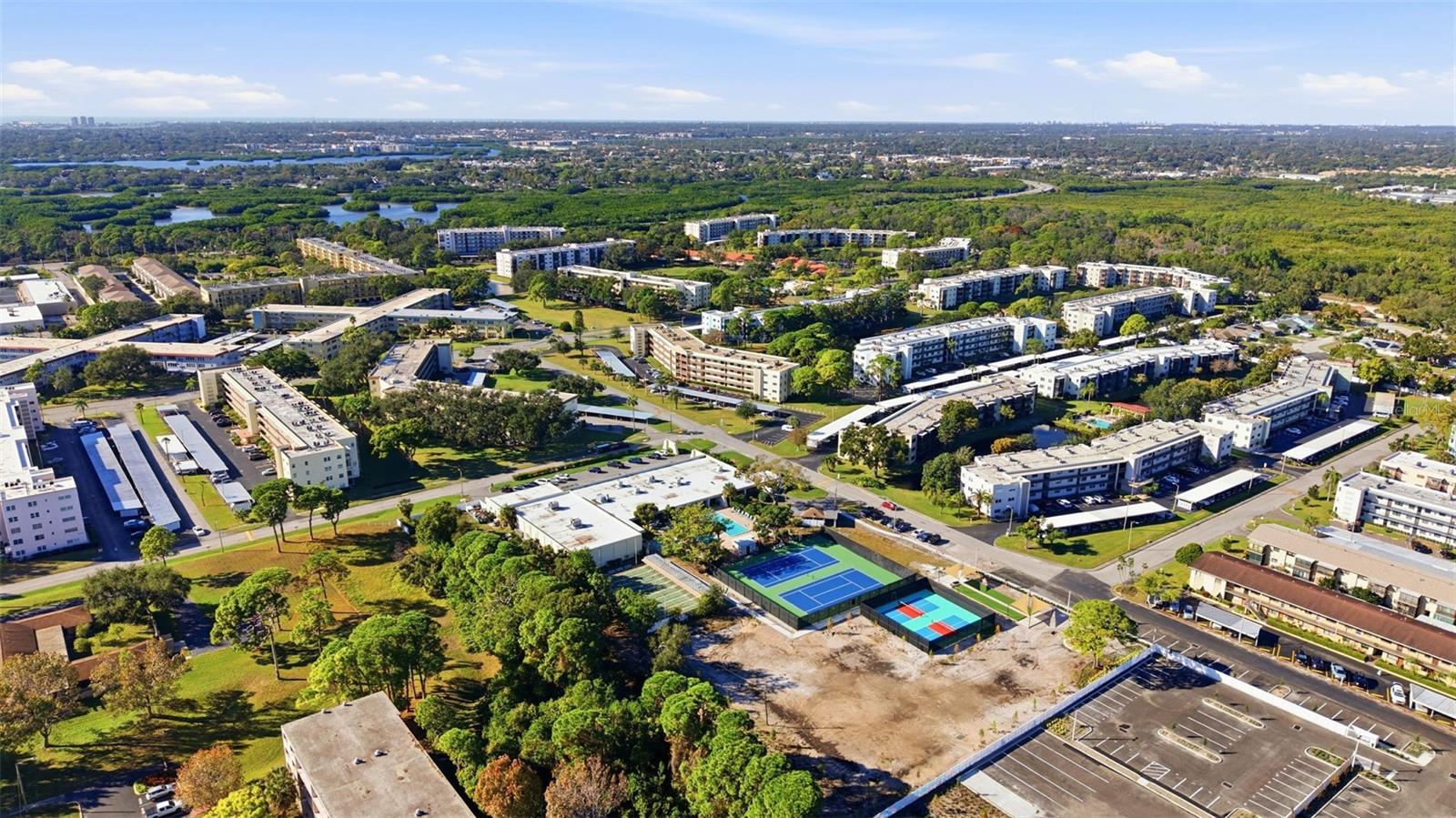 TERRACE PARK OF FIVE TOWNS - Residential