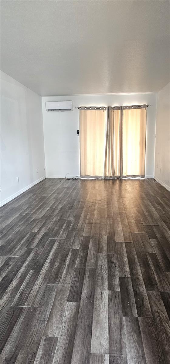 3101 BEE RIDGE ROAD 122