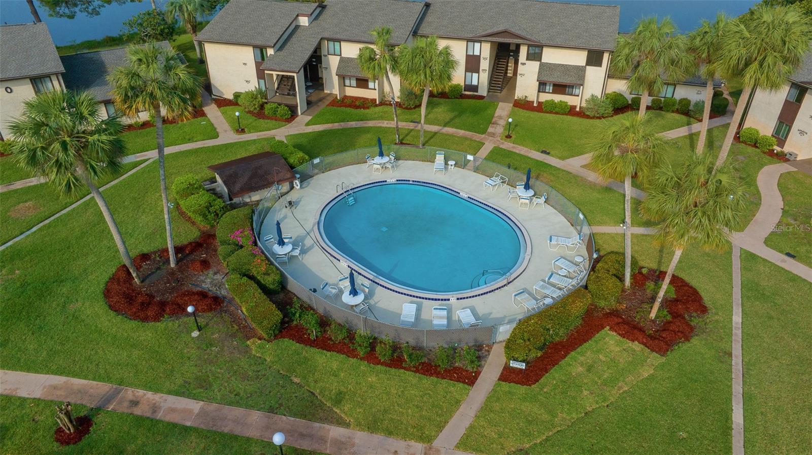 TWIN LAKES VILLAGE WEST CONDO BLDG T - Residential