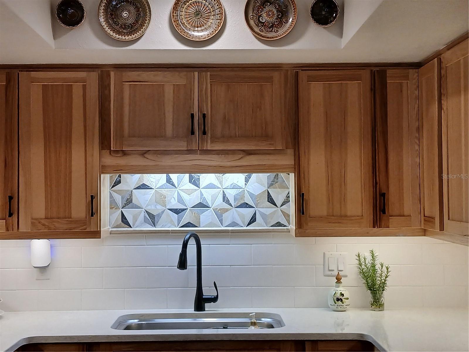 TWIN LAKES VILLAGE WEST CONDO BLDG T - Residential