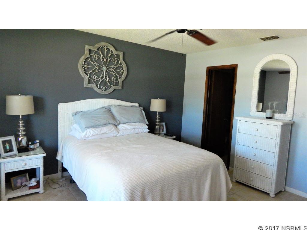 Florida Shores 01 - Residential