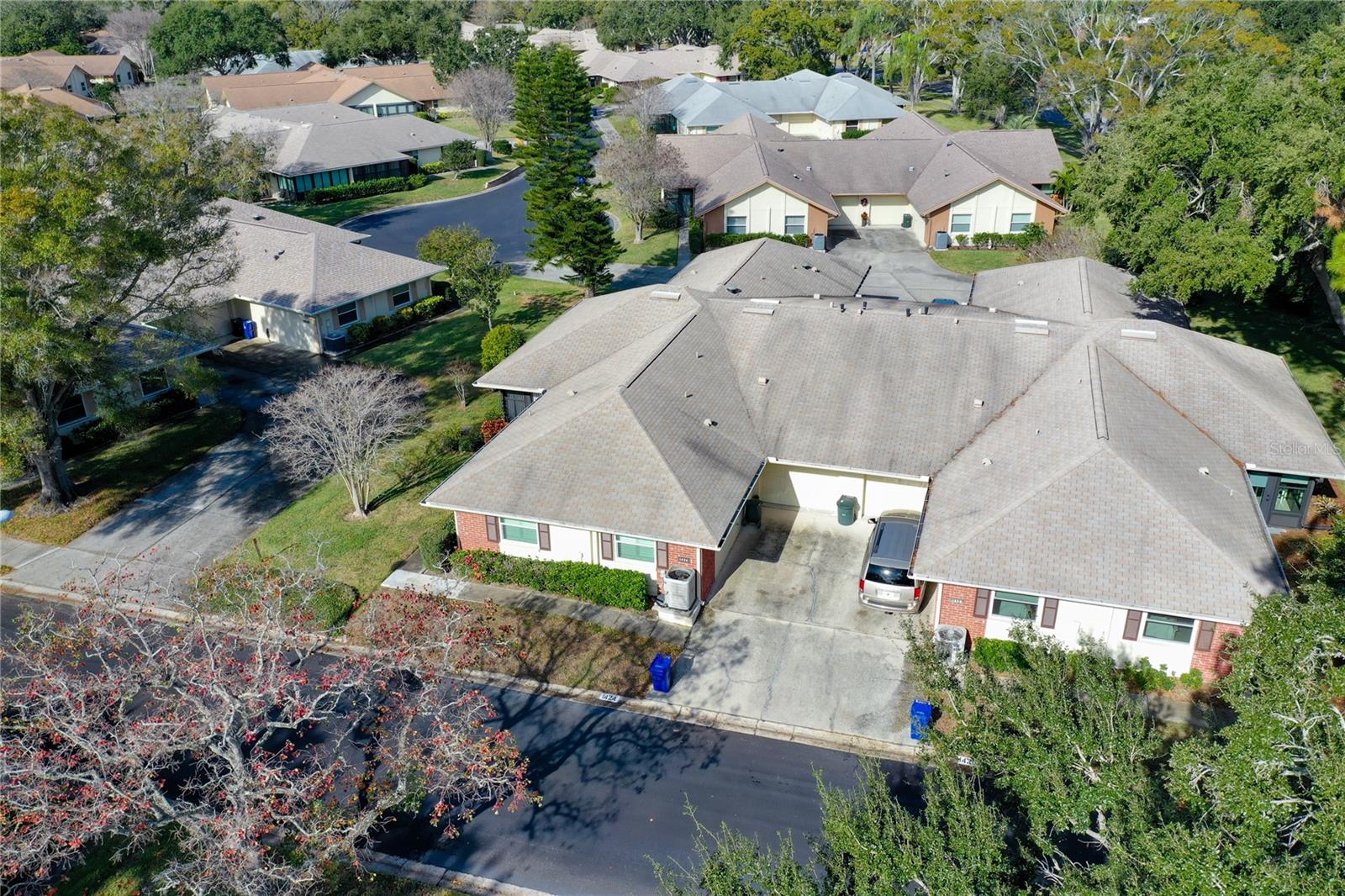 SCOTSDALE CLUSTER CONDO - Residential