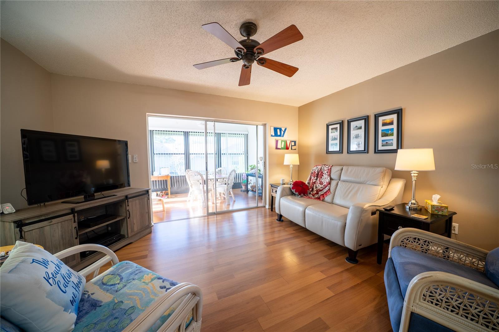 SCOTSDALE CLUSTER CONDO - Residential