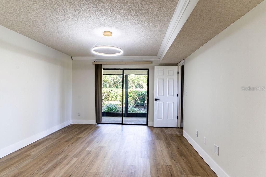 EAGLES GLEN CONDO - Residential