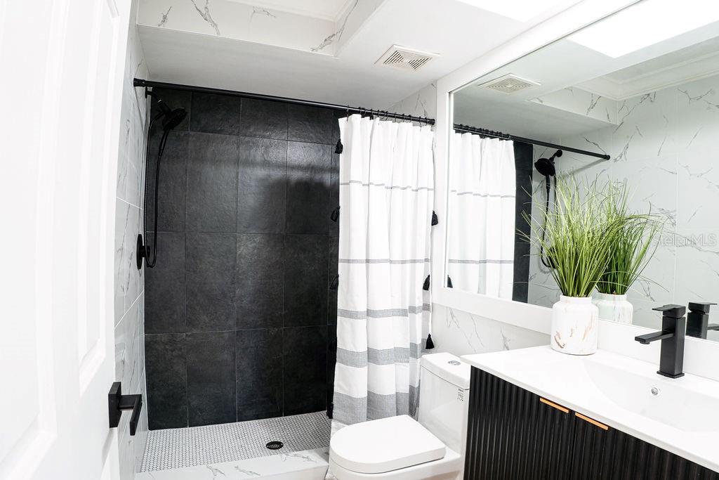 EAGLES GLEN CONDO - Residential