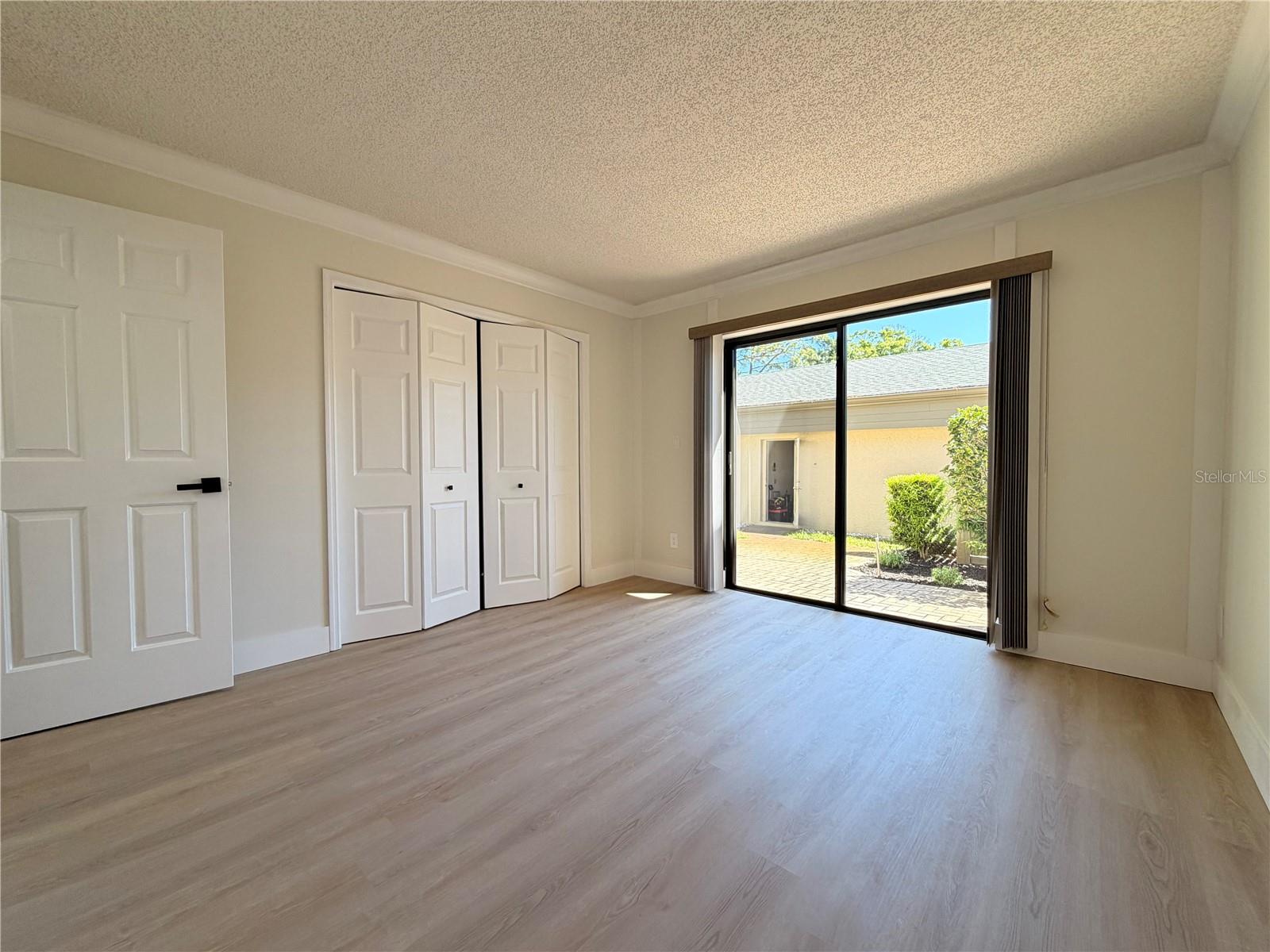 EAGLES GLEN CONDO - Residential