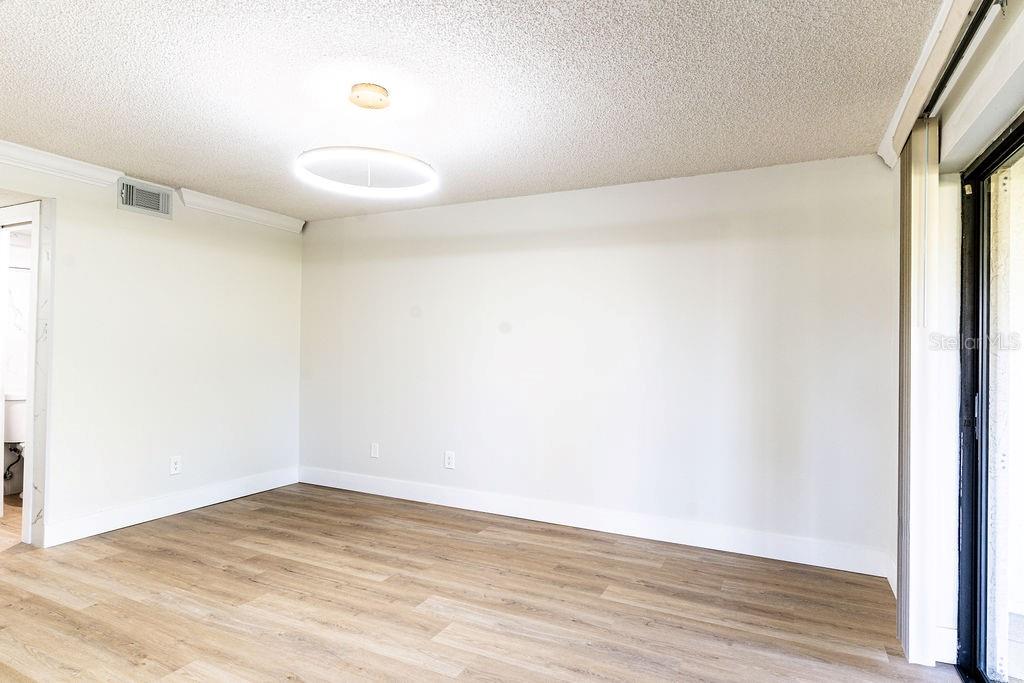 EAGLES GLEN CONDO - Residential