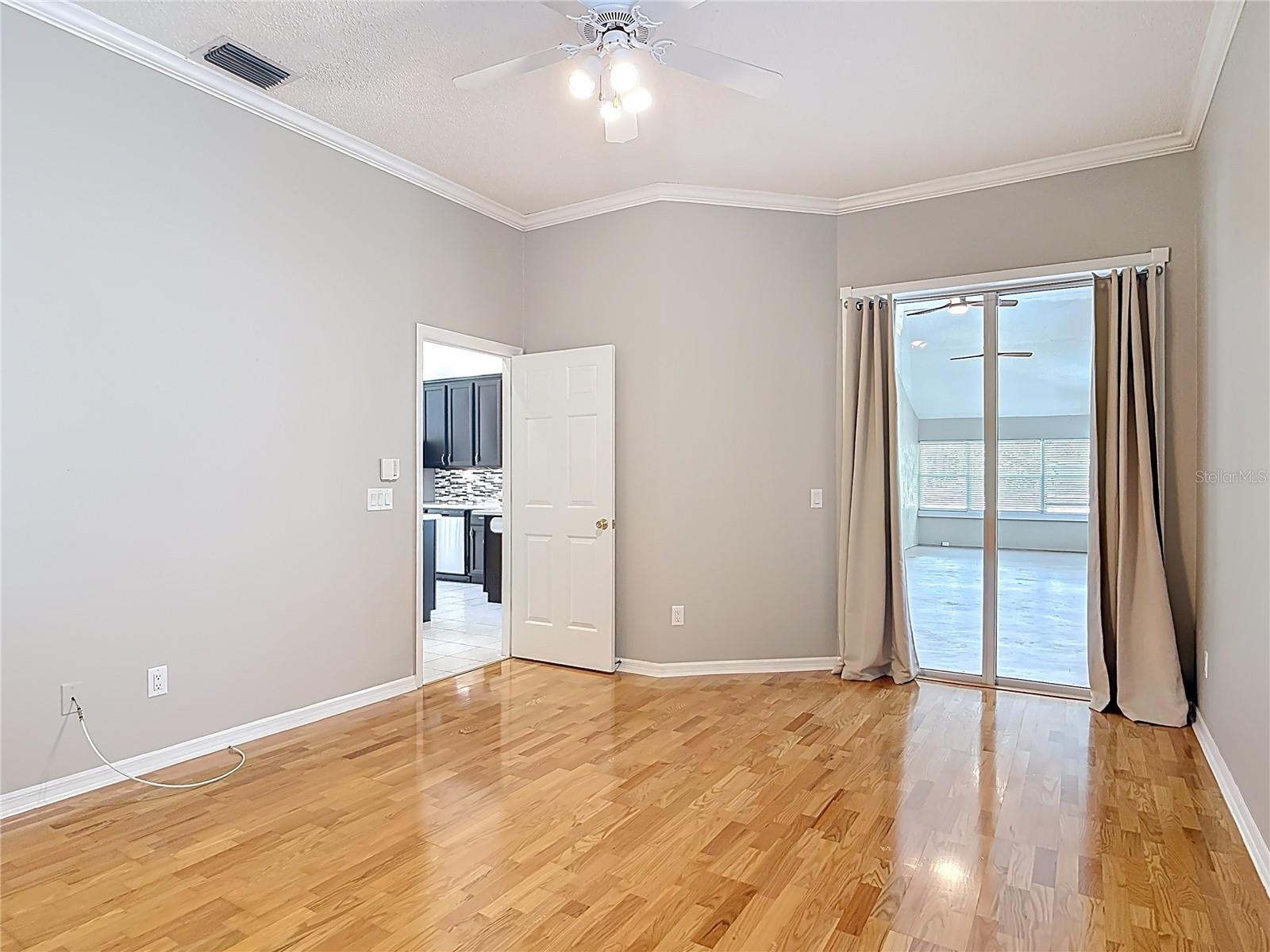 LAKE BERESFORD TERRACE - Residential