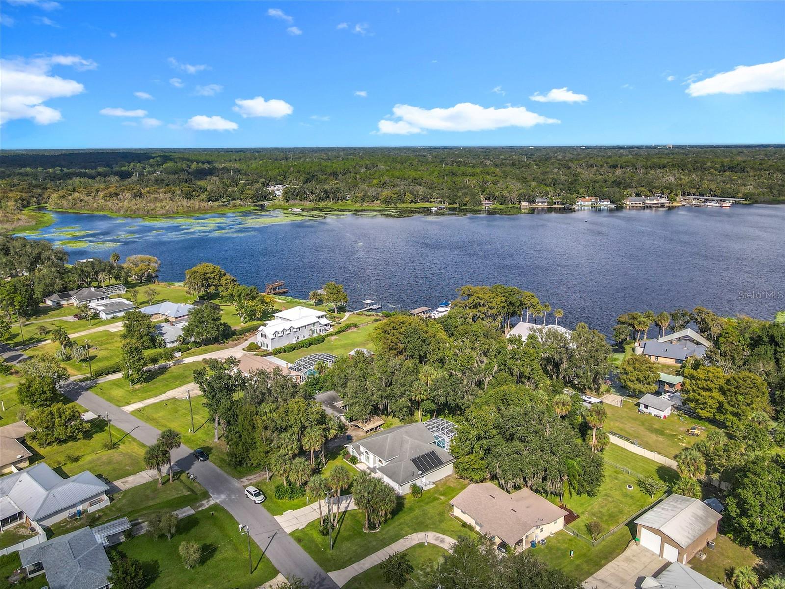 LAKE BERESFORD TERRACE - Residential