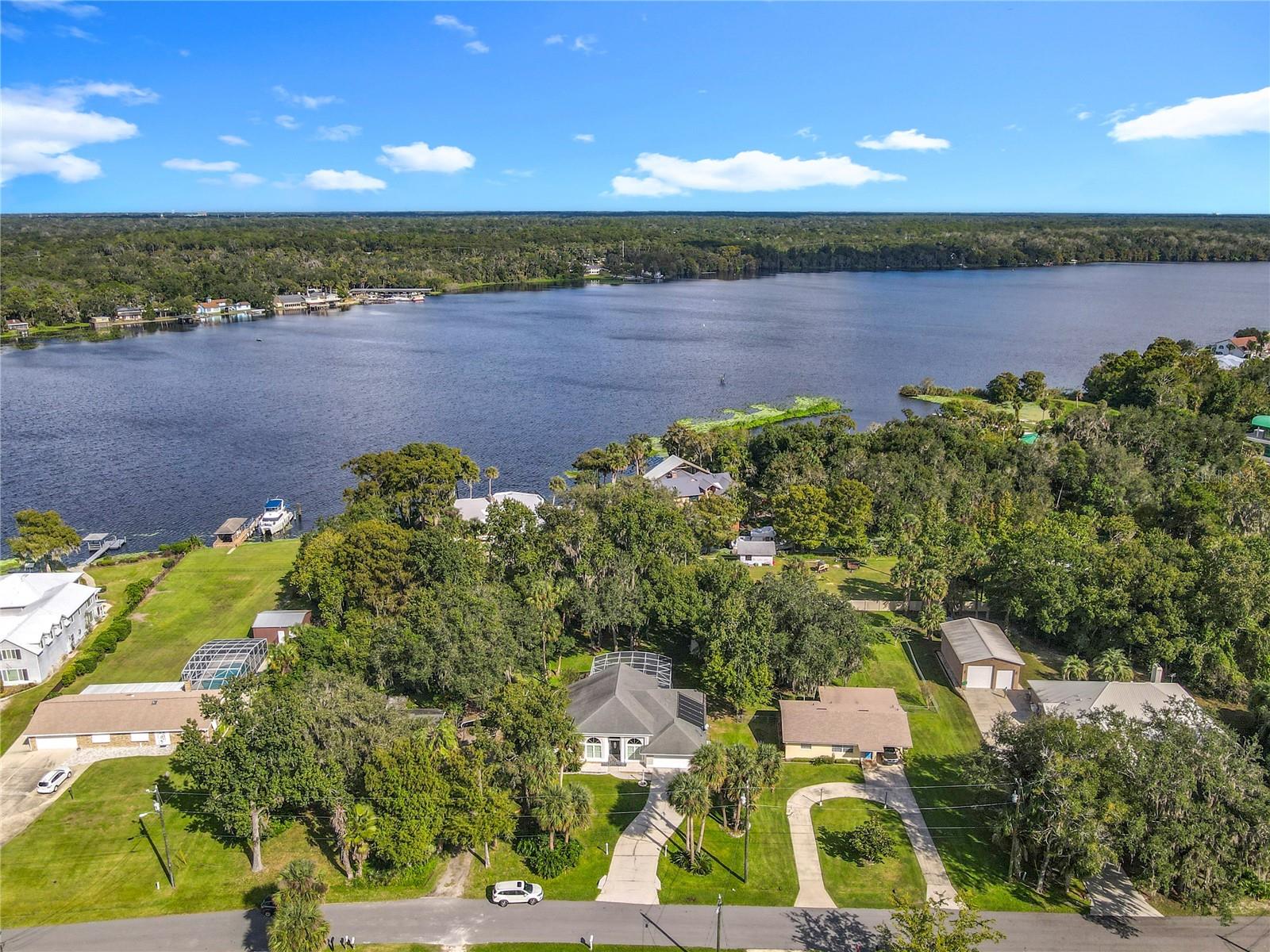 LAKE BERESFORD TERRACE - Residential
