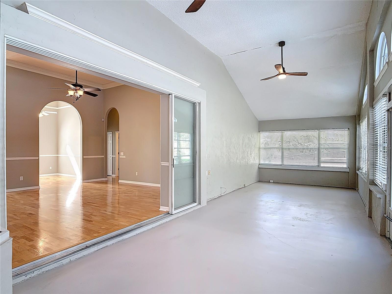 LAKE BERESFORD TERRACE - Residential