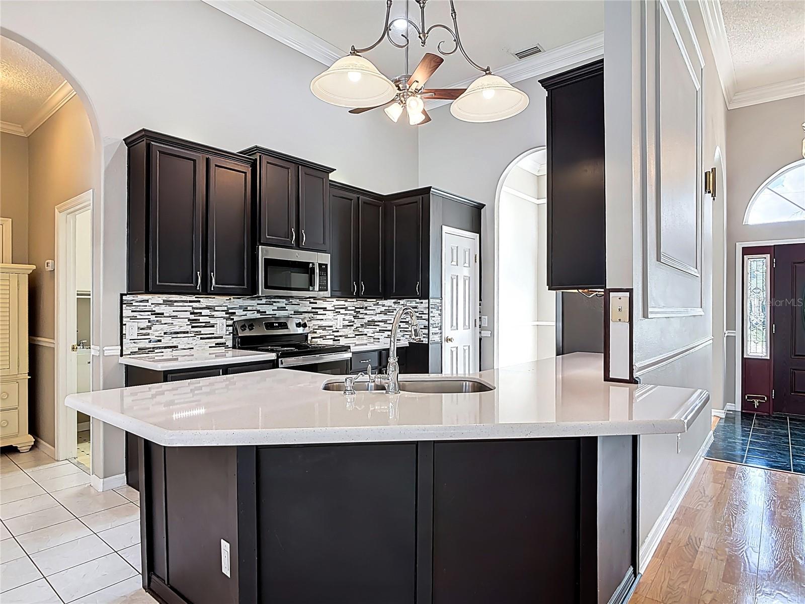 LAKE BERESFORD TERRACE - Residential