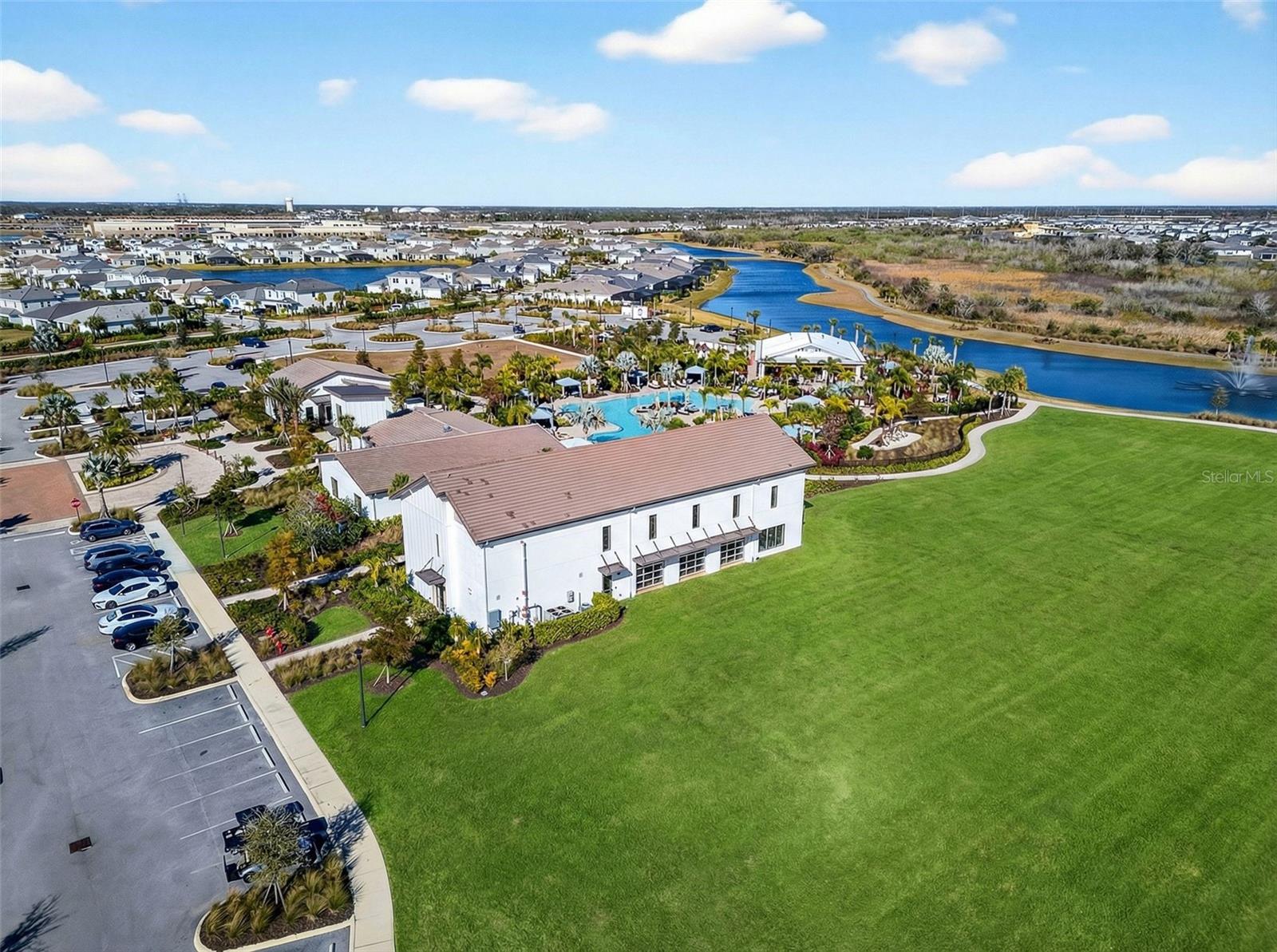 STAR FARMS AT LAKEWOOD RANCH - Residential