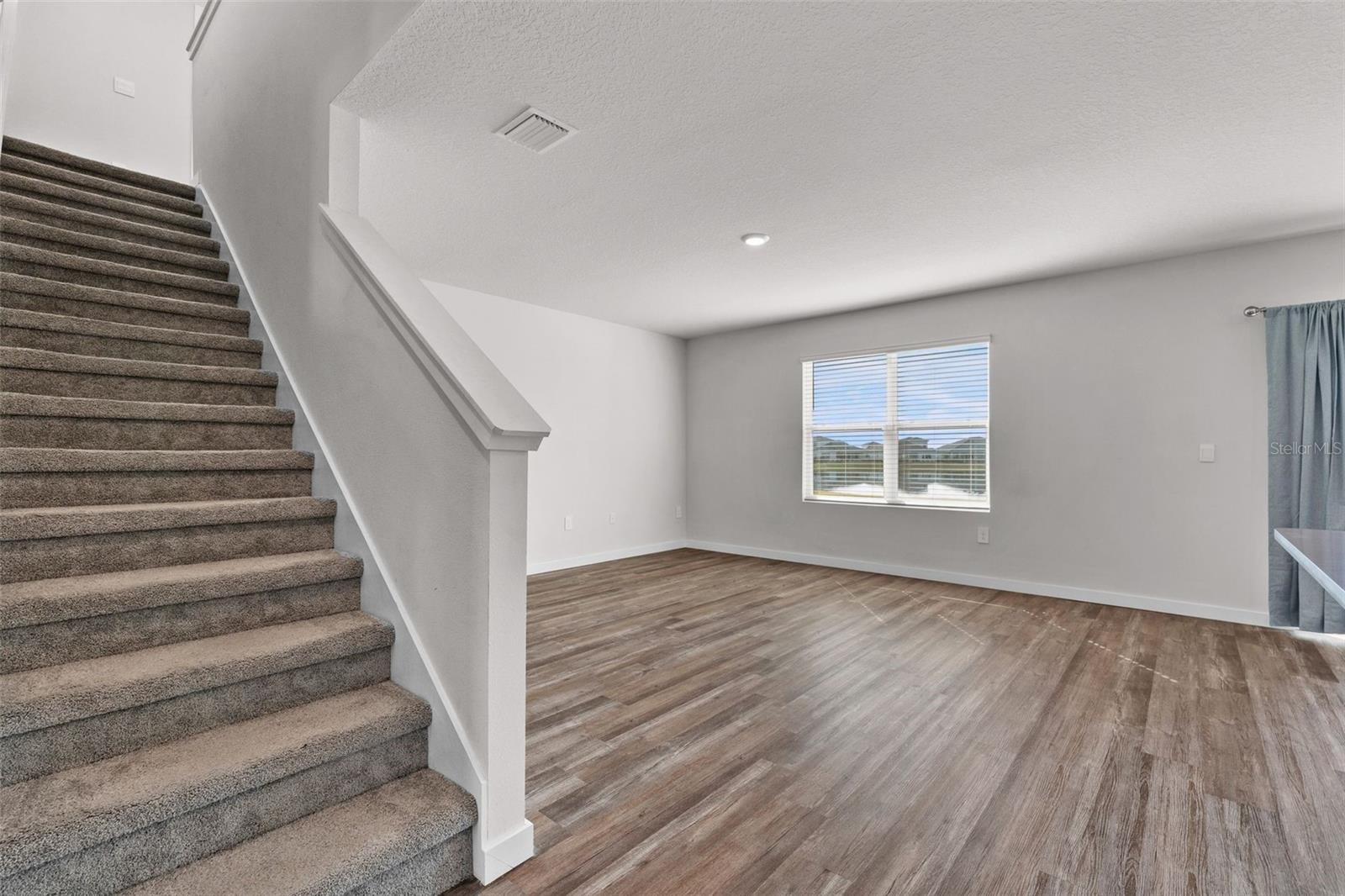 STAR FARMS AT LAKEWOOD RANCH - Residential