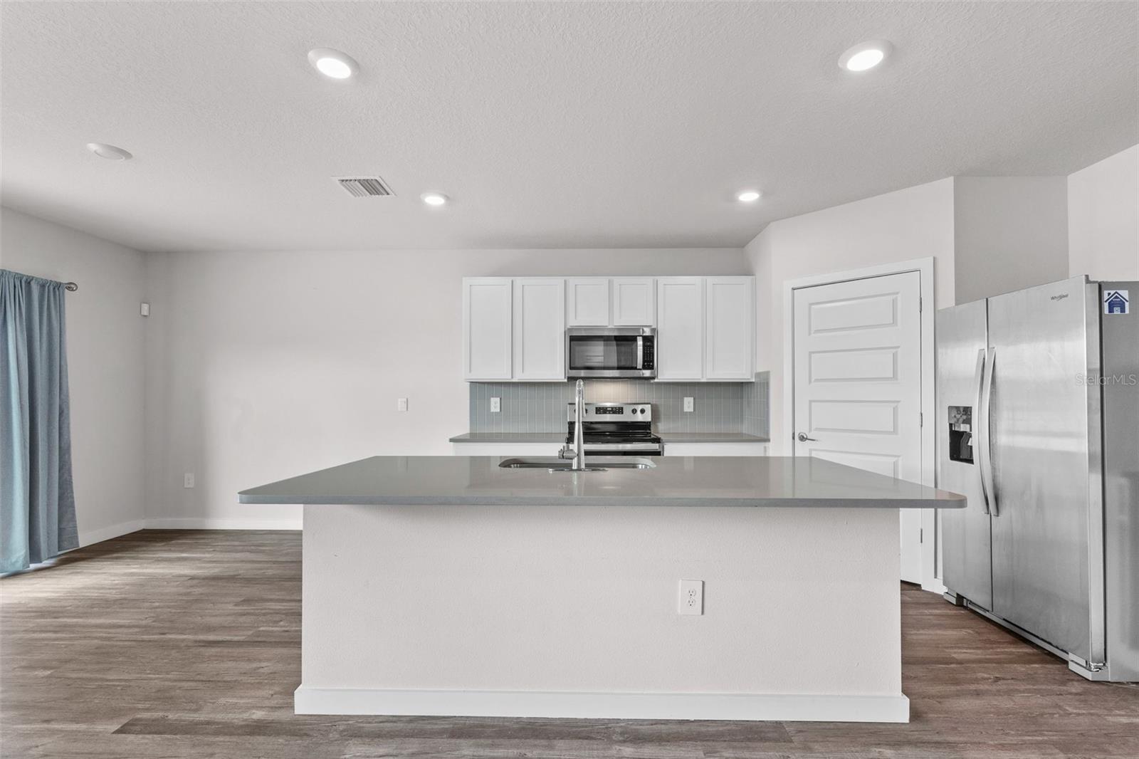 STAR FARMS AT LAKEWOOD RANCH - Residential