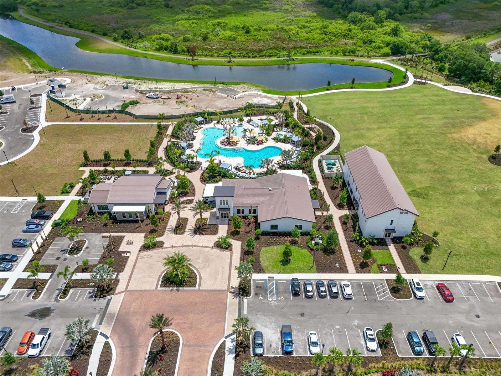 STAR FARMS AT LAKEWOOD RANCH - Residential