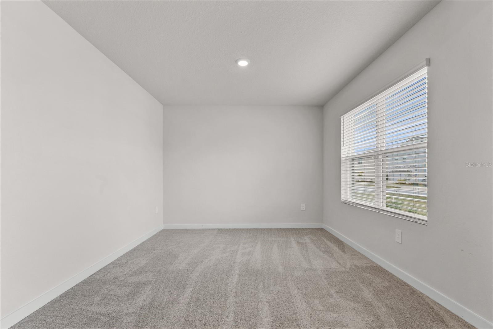 STAR FARMS AT LAKEWOOD RANCH - Residential