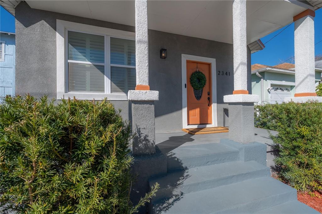 Photo of 2341 W Chestnut Street, Tampa, FL 33607 (MLS # TB8479880)