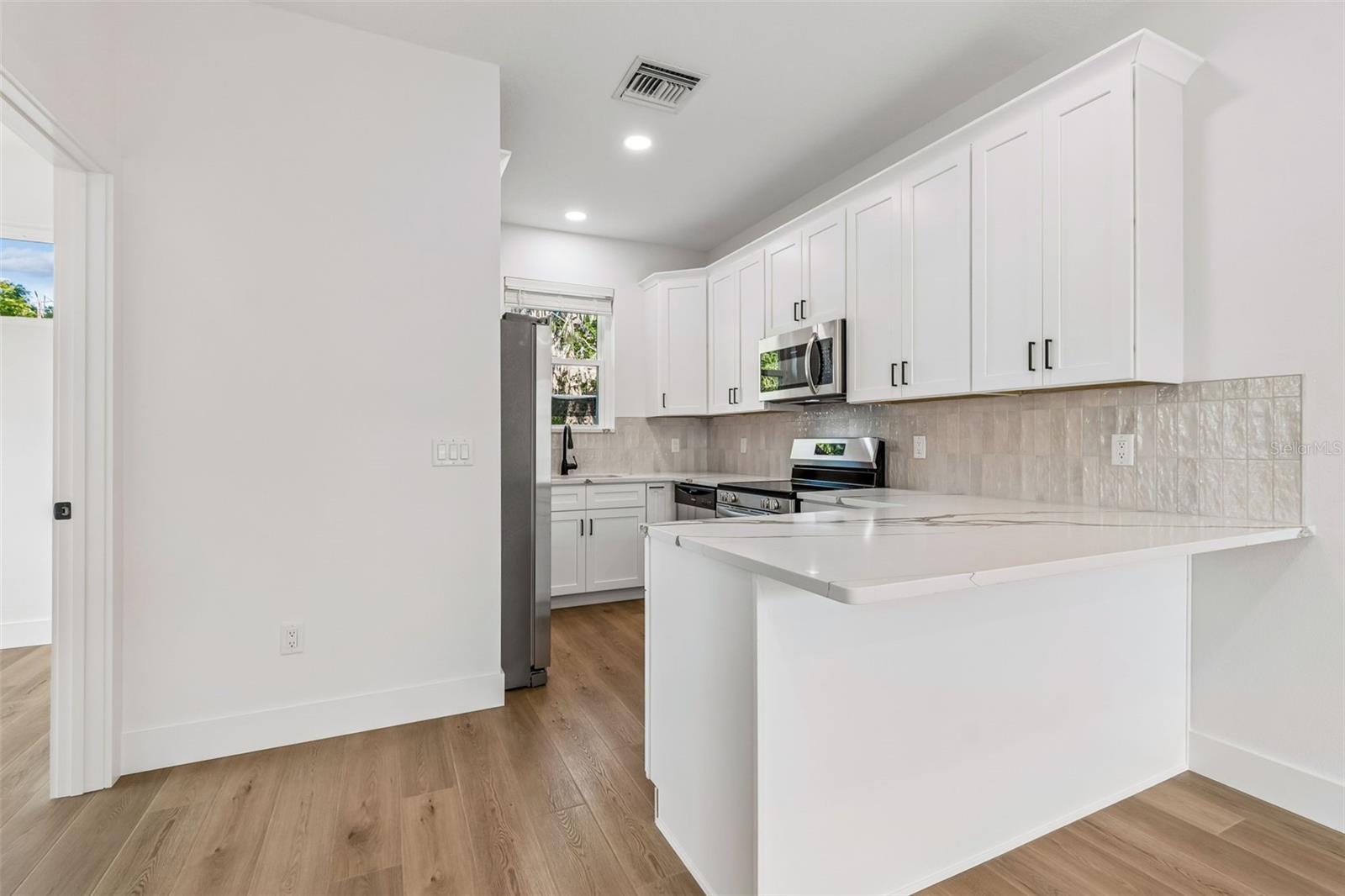 HELOU FOUAD SUB - Residential