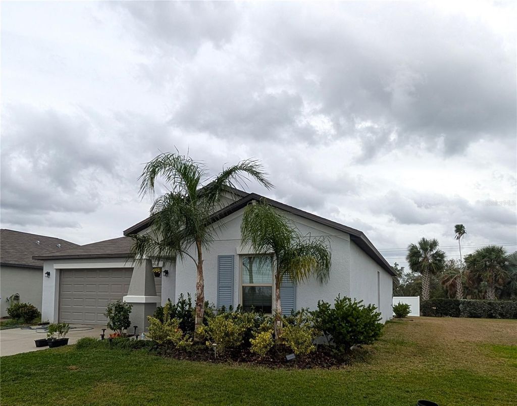 Photo of 1066 Ocean Spray Drive, Ruskin, FL 33570 (MLS # O6374556)