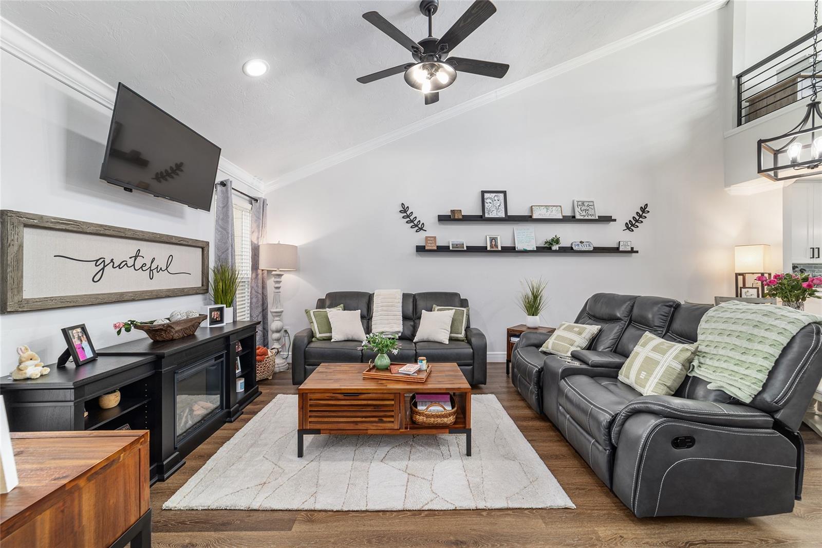 WOODLAND VILLAGES TWNHMS - Residential