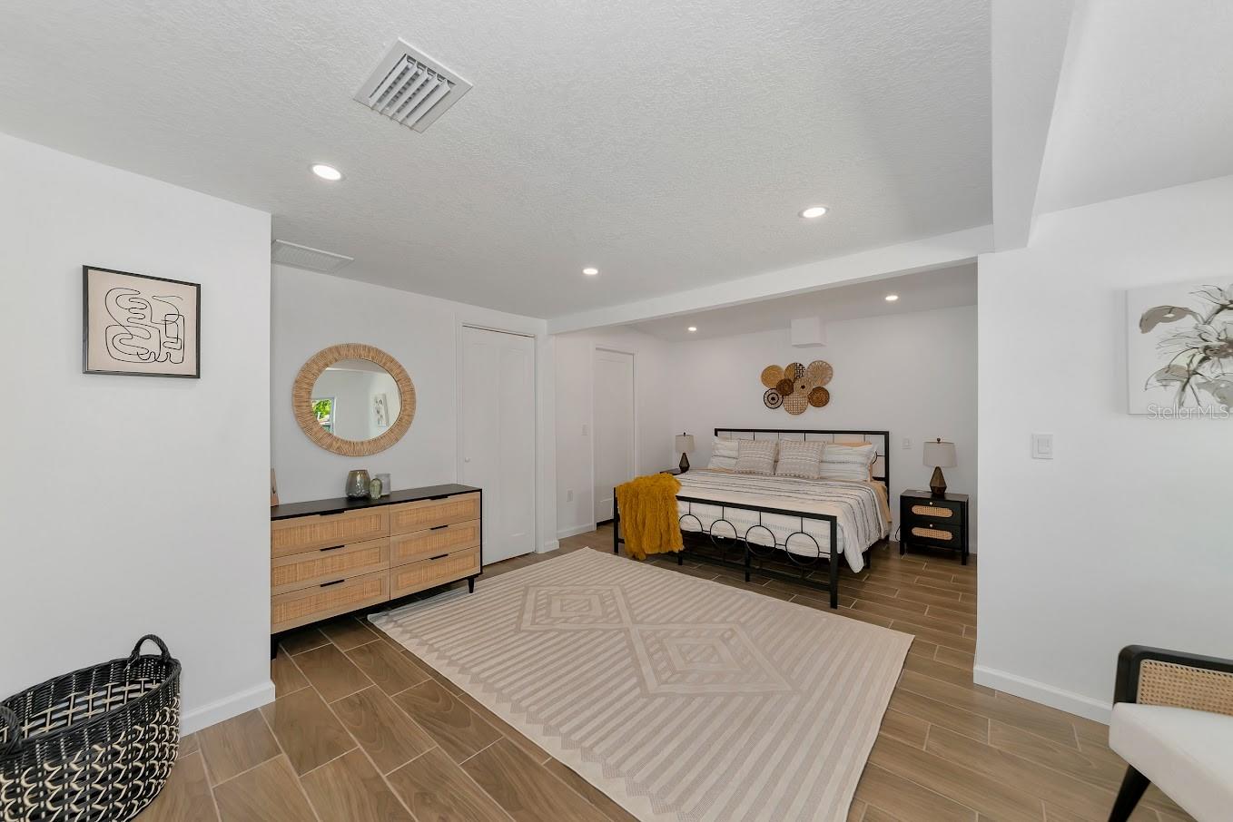 INDIAN BEACH HIGHLANDS - Residential