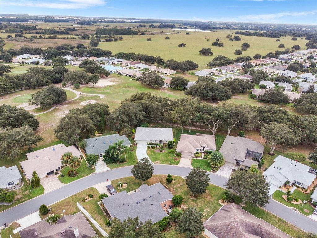 Photo of 5124 Links Lane, Leesburg, FL 34748 (MLS # G5103861)