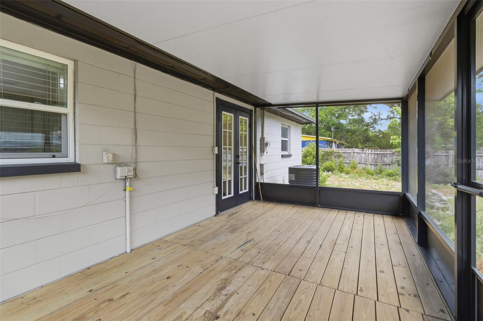 SOUTHSIDE TERRACE - Residential