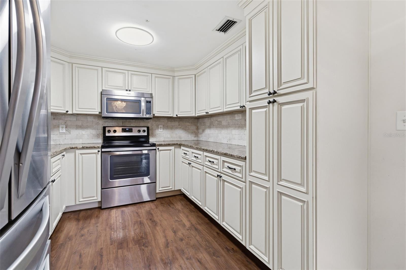 SOUTHSIDE TERRACE - Residential