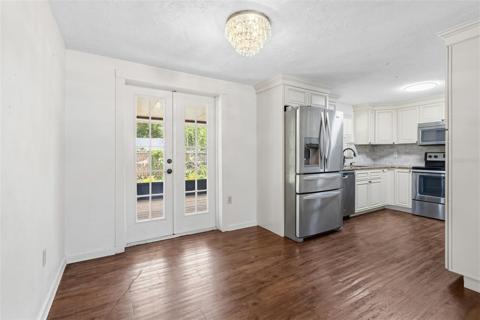 SOUTHSIDE TERRACE - Residential