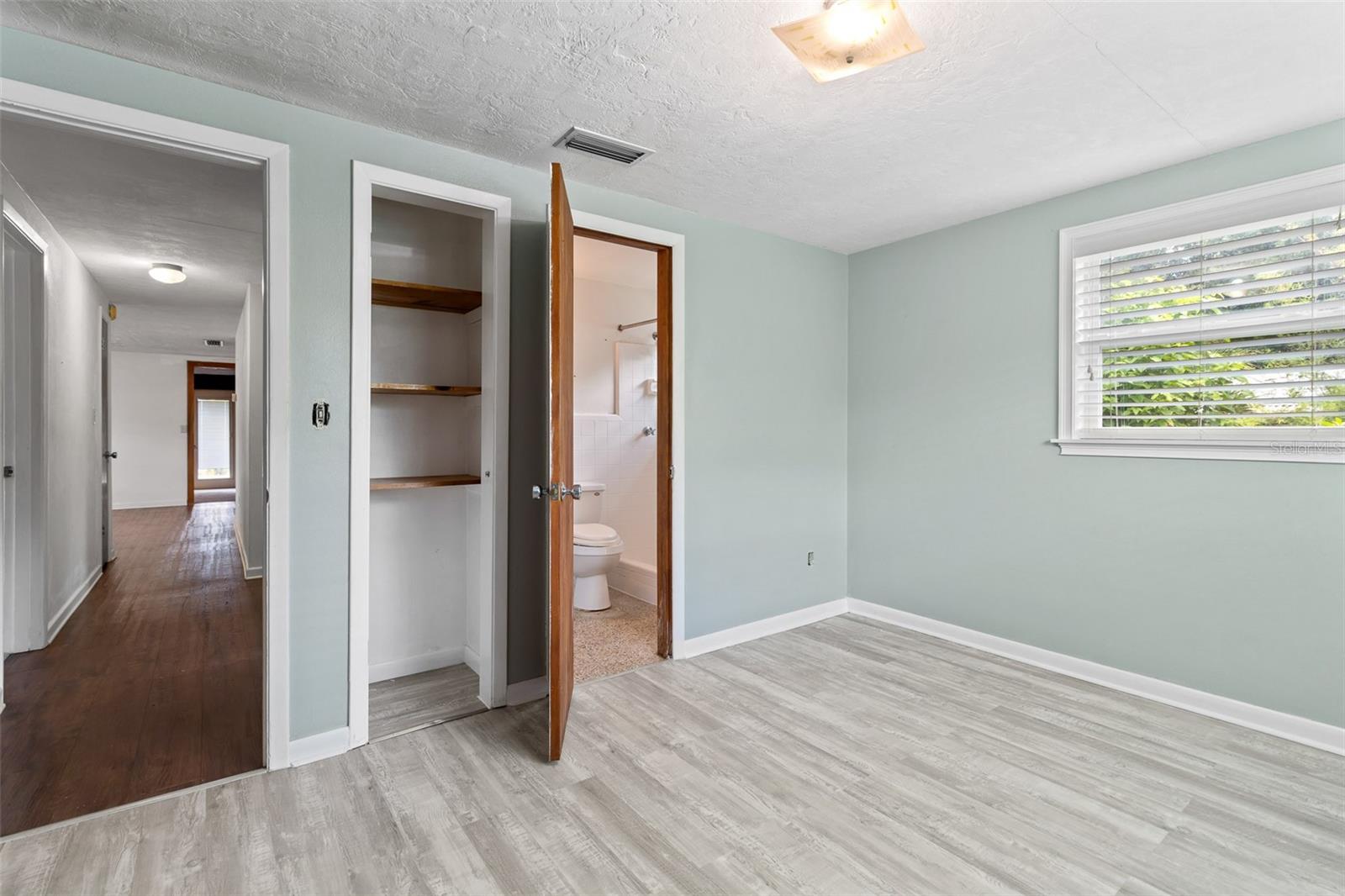 SOUTHSIDE TERRACE - Residential
