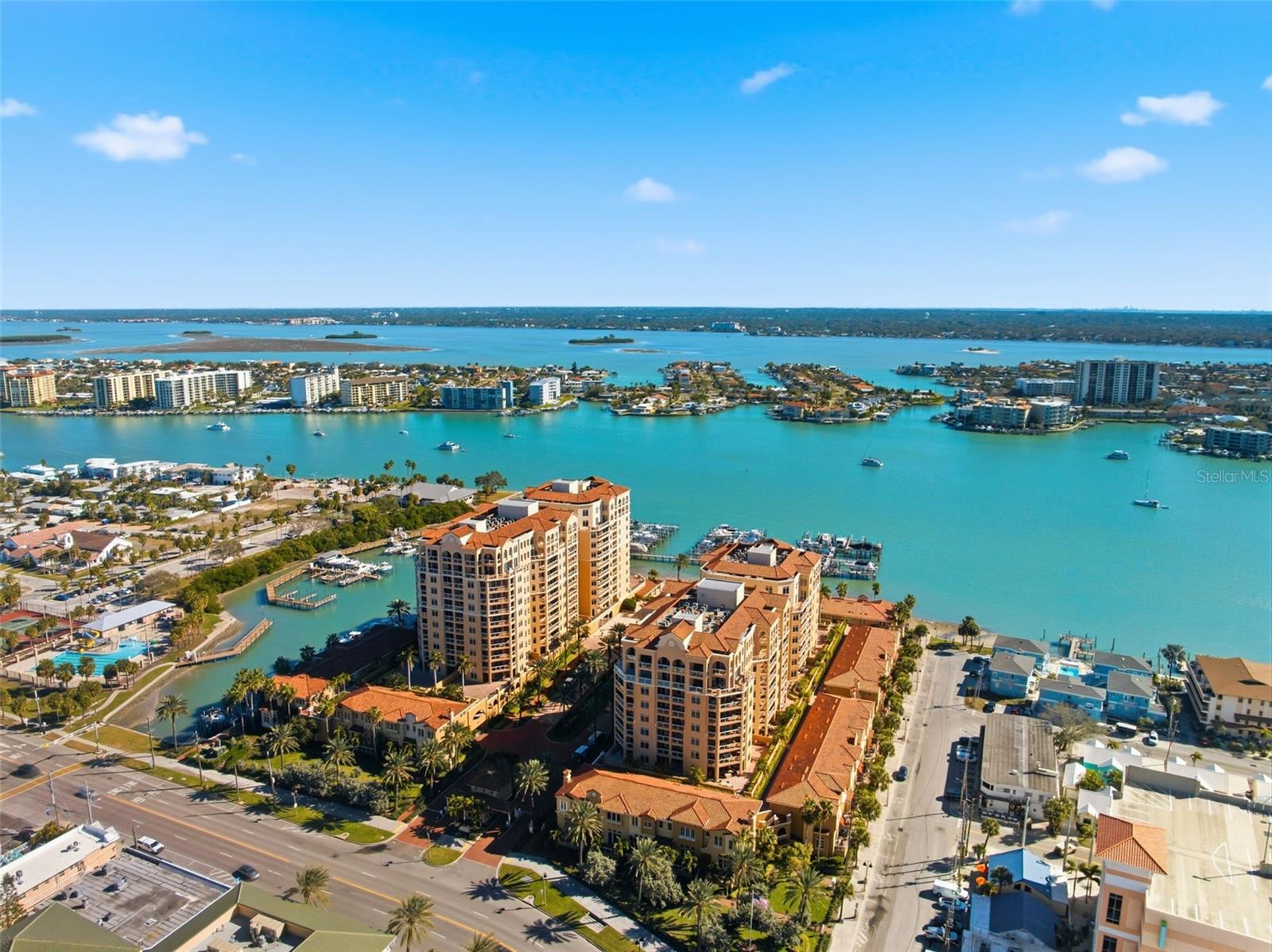 521 MANDALAY AVENUE 307