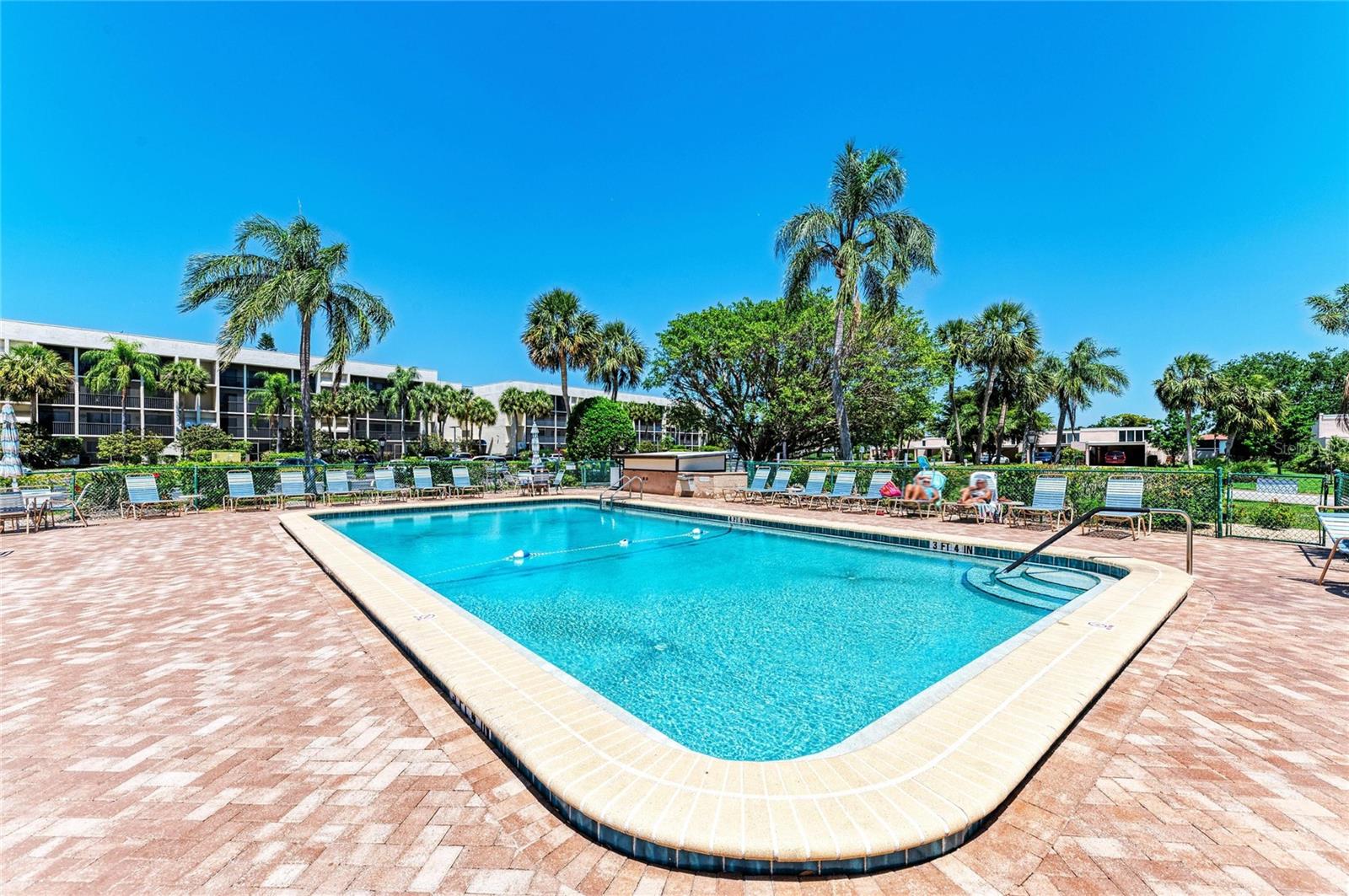 EL CONQUISTADOR VILLAGE 1 SEC 1 - Residential