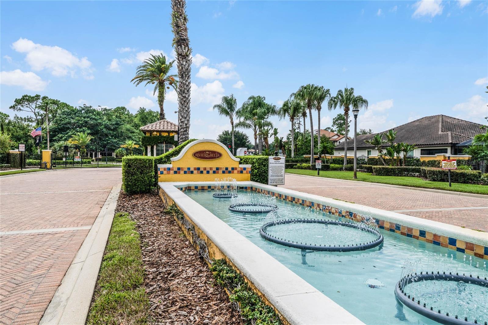 RIVIERA BELLA UNIT 01 - Residential