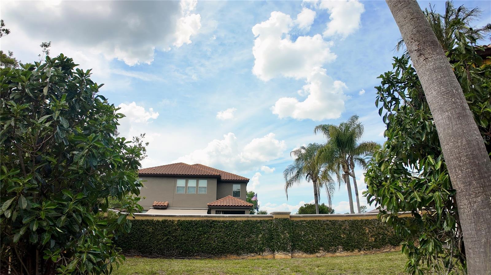 RIVIERA BELLA UNIT 01 - Residential