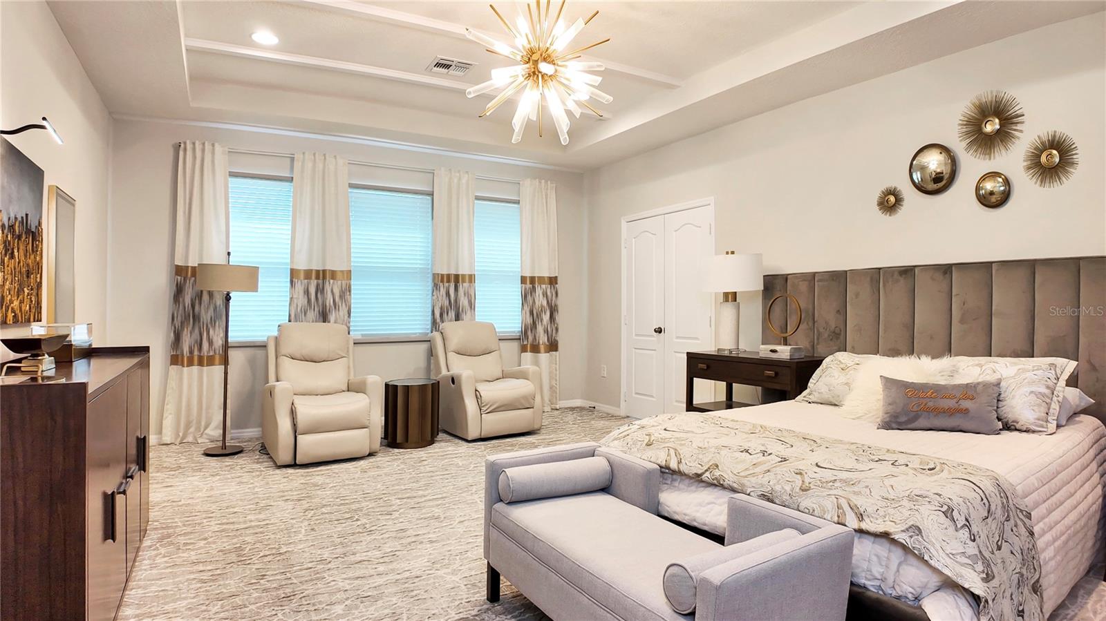 RIVIERA BELLA UNIT 01 - Residential