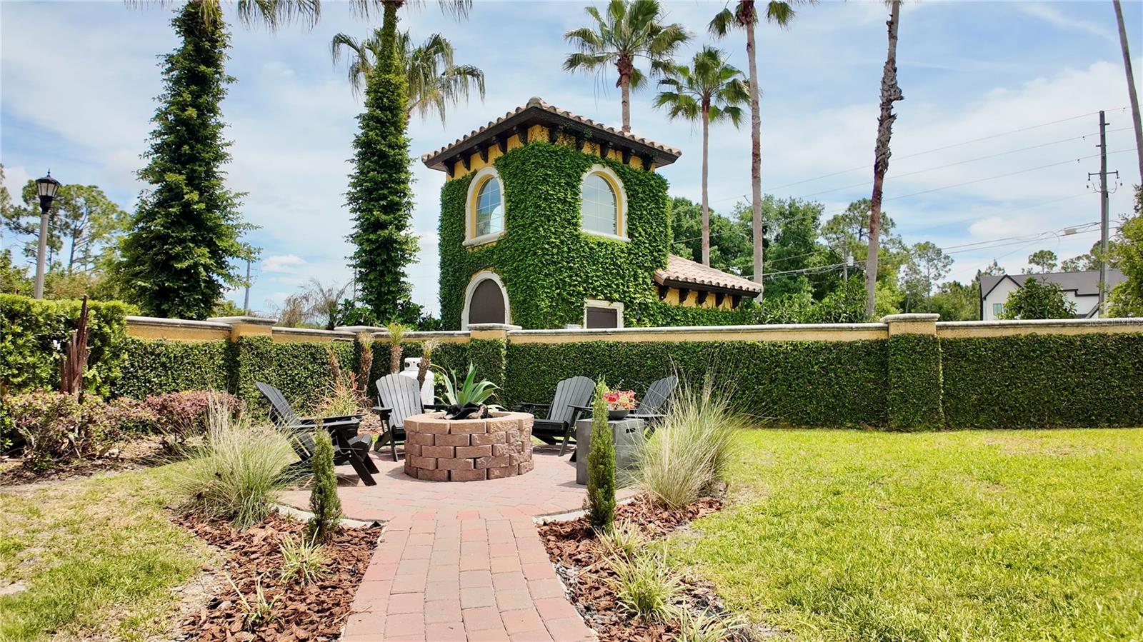 RIVIERA BELLA UNIT 01 - Residential