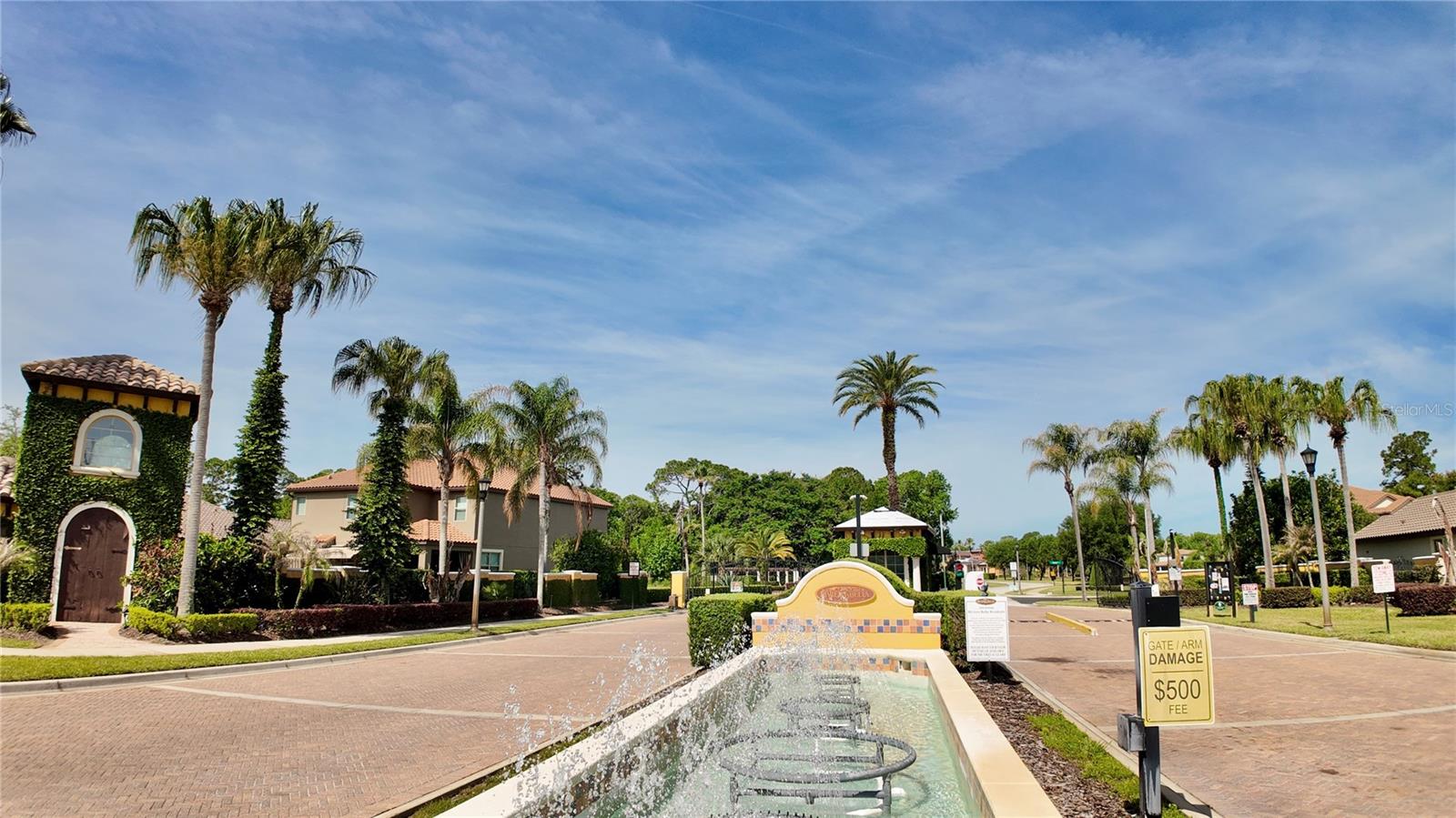 RIVIERA BELLA UNIT 01 - Residential