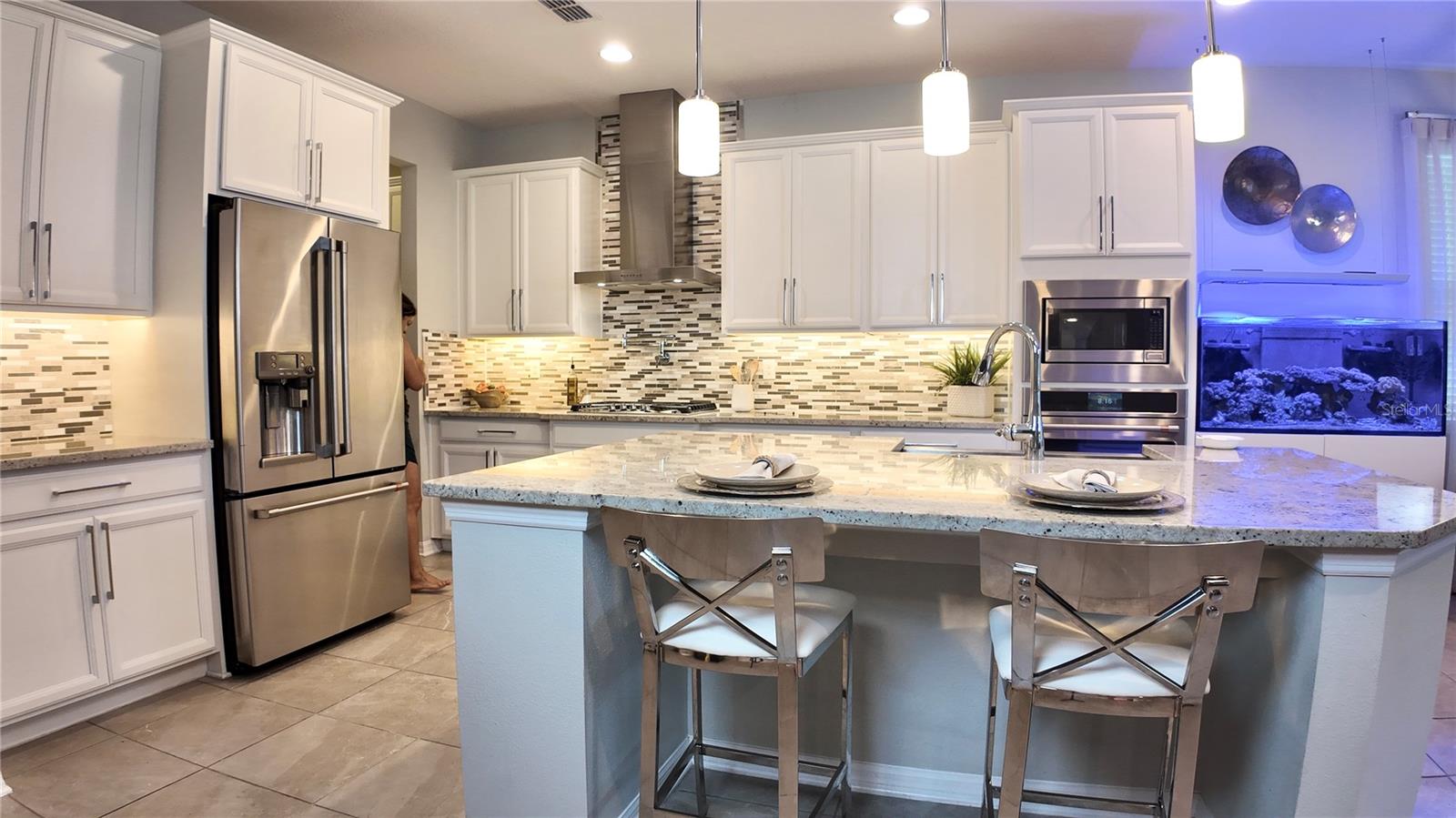 RIVIERA BELLA UNIT 01 - Residential