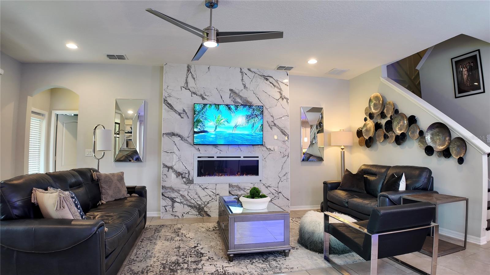 RIVIERA BELLA UNIT 01 - Residential