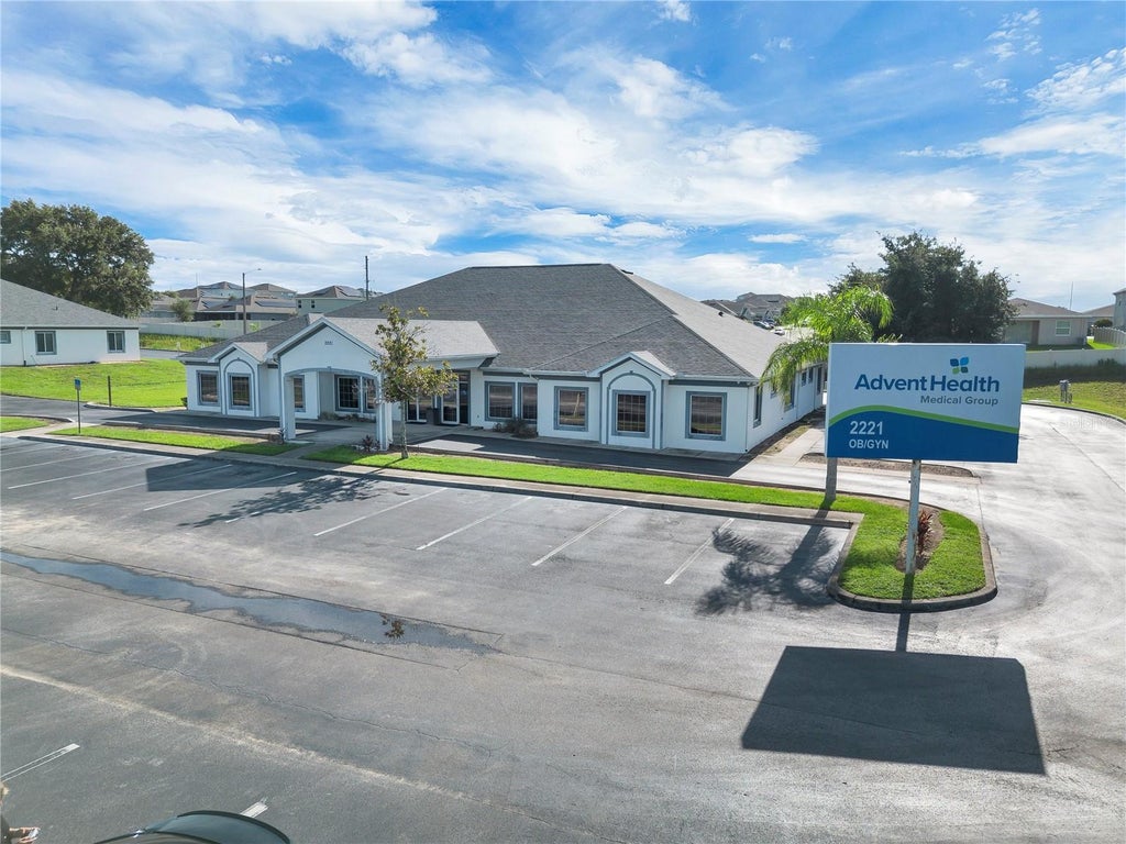 Photo of 2221 North Boulevard W, Davenport, FL 33837 (MLS # P4939624)