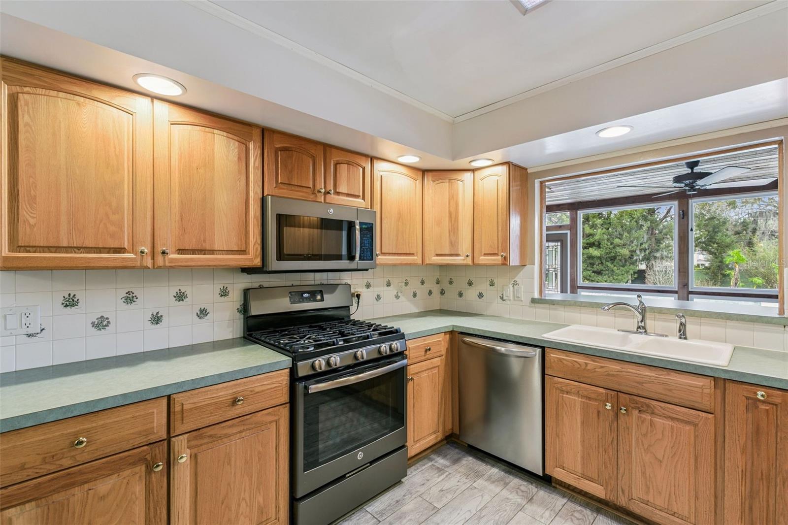 WOODLANDS SEC 4 - Residential