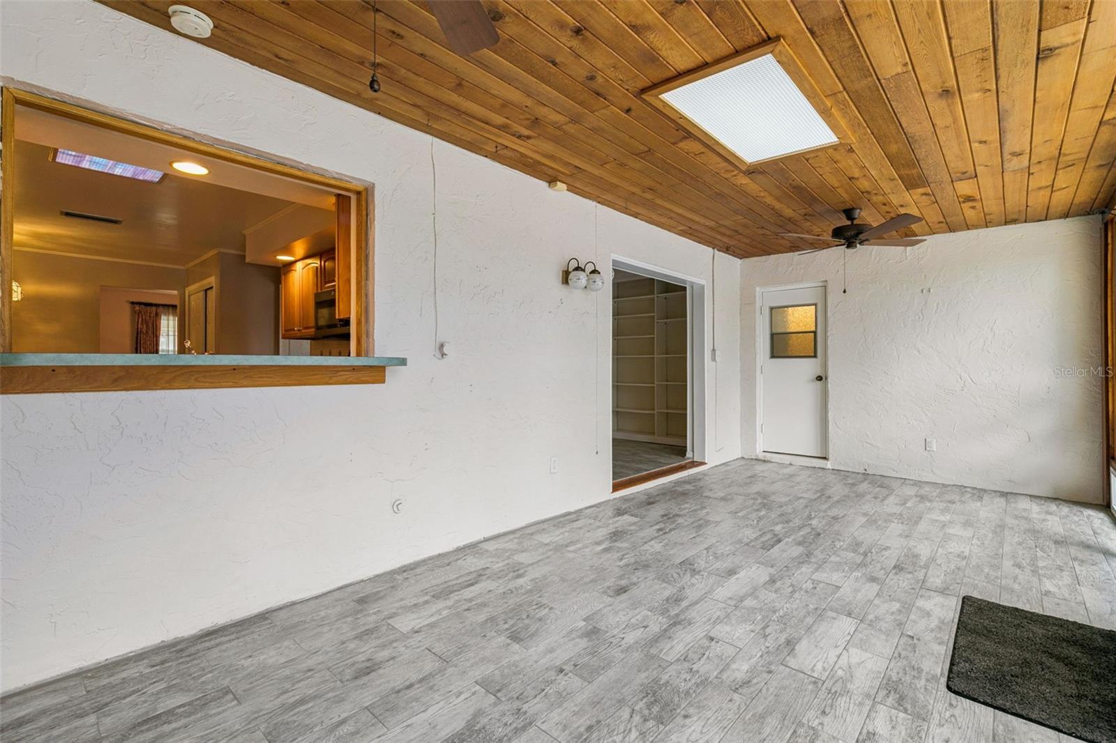 WOODLANDS SEC 4 - Residential