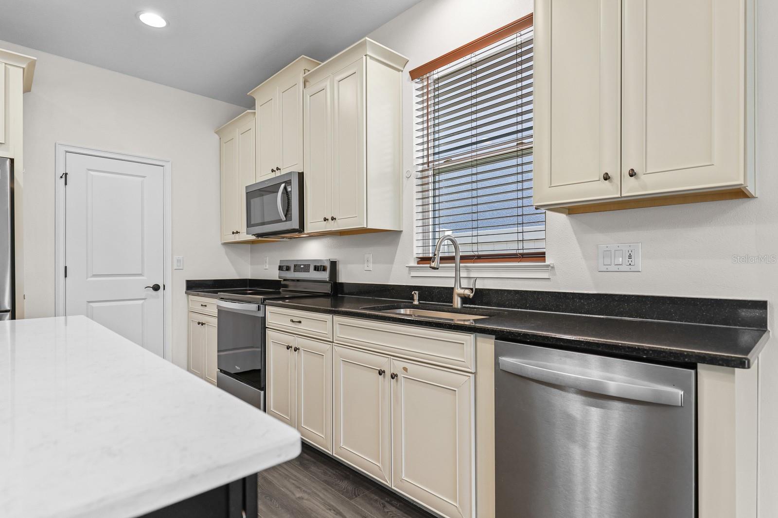 BOYETTE PARK PH 1/A 1/B 1/D - Residential Lease