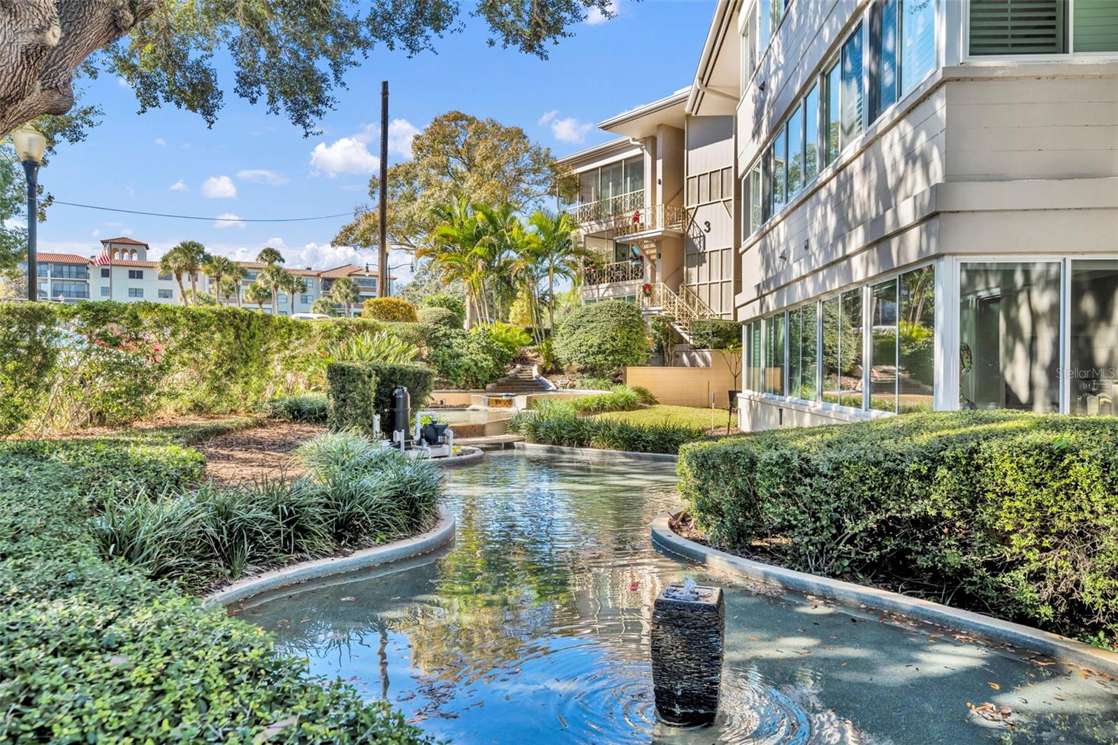 WHISPERING WATERS/PHILLIPS CIRCLE REP - Residential