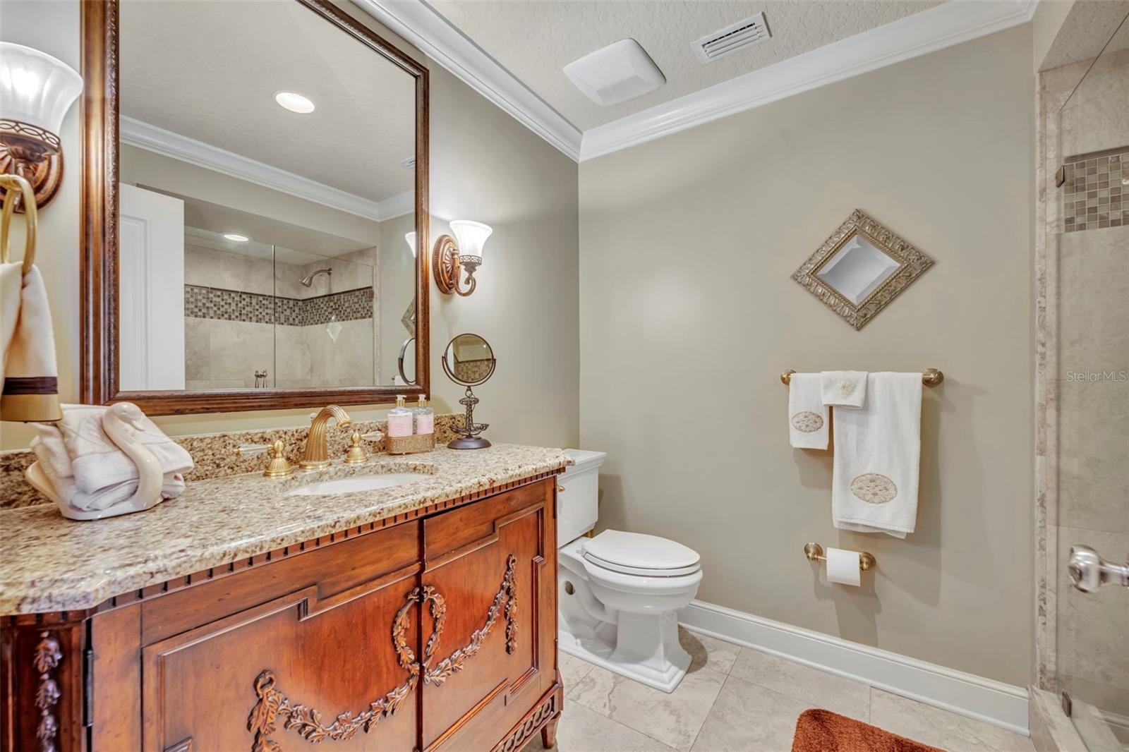 WHISPERING WATERS/PHILLIPS CIRCLE REP - Residential